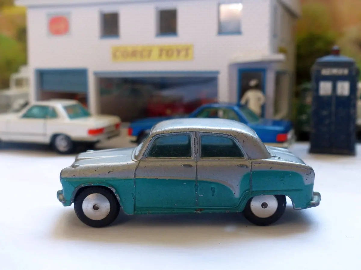 201 Austin Cambridge 1