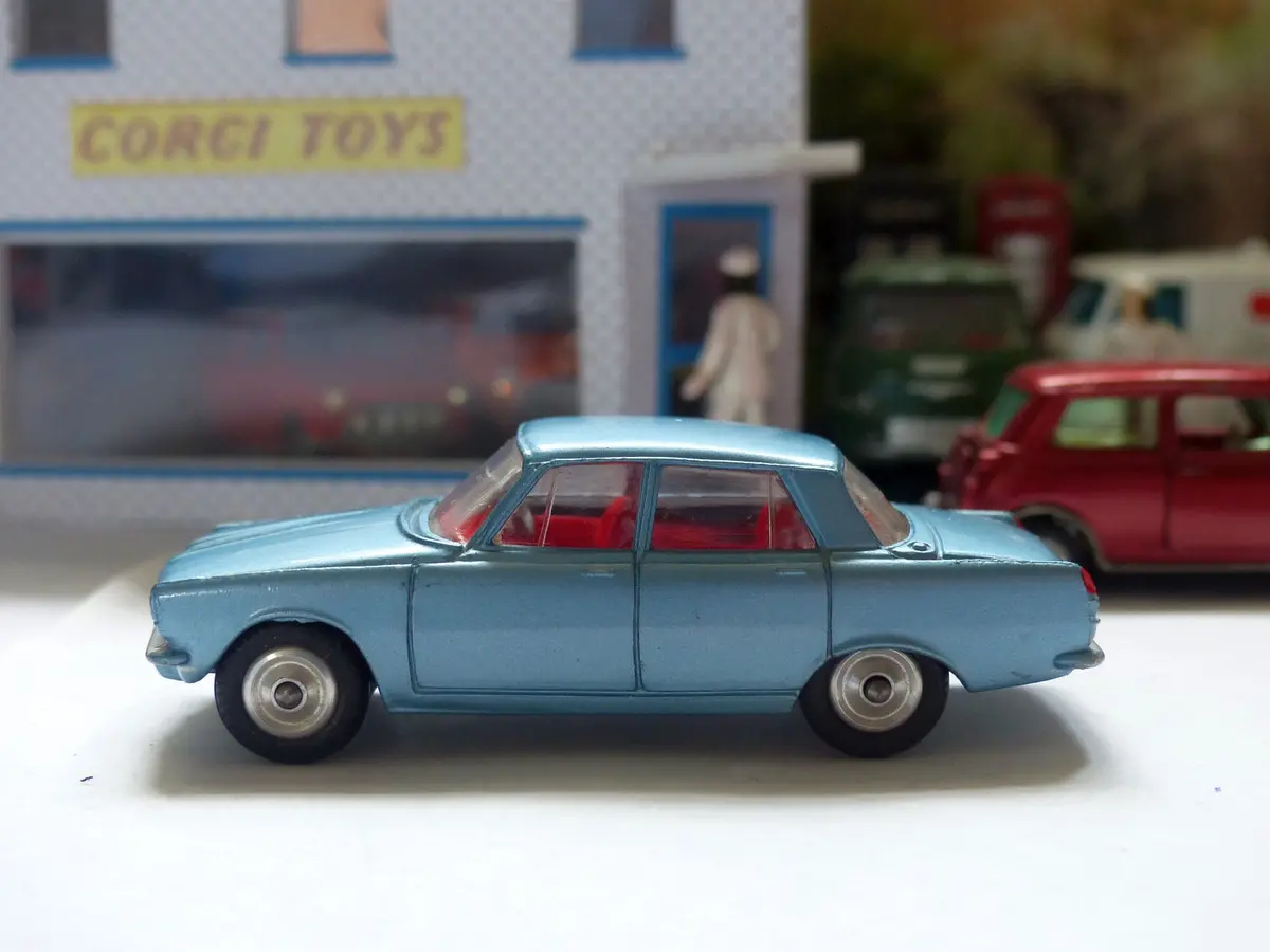 252 Rover 2000 In Pale Steel-Blue 1