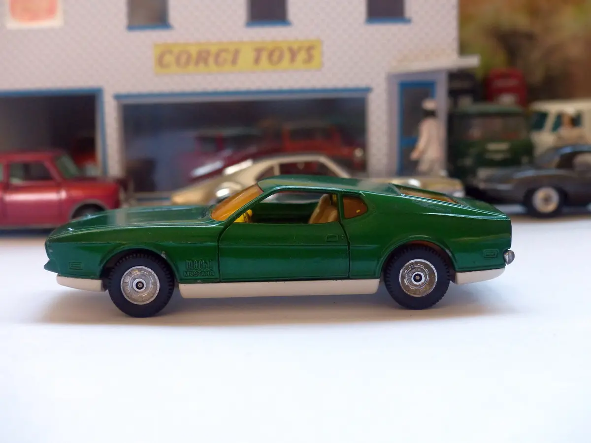 329 Ford Mustang Mach 1 In Green 1