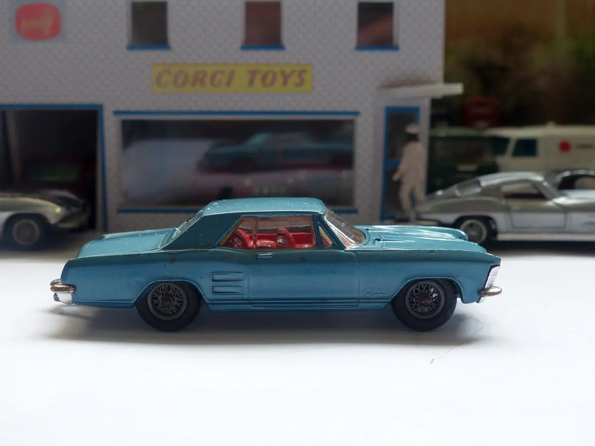 245 Buick Riviera In Metallic Blue (Unusual Shade) With Original Box 1