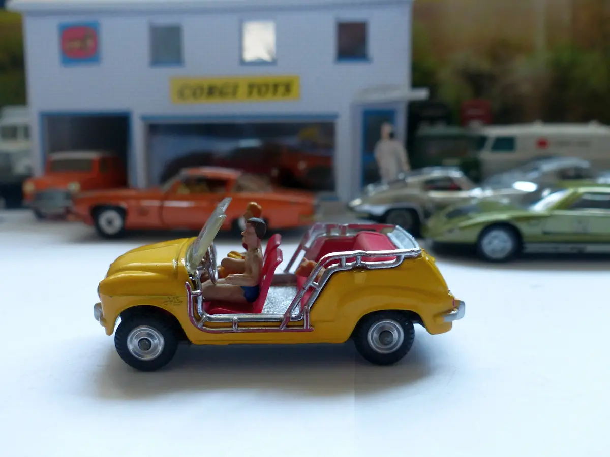 242 Fiat 600 Ghia Jolly 1