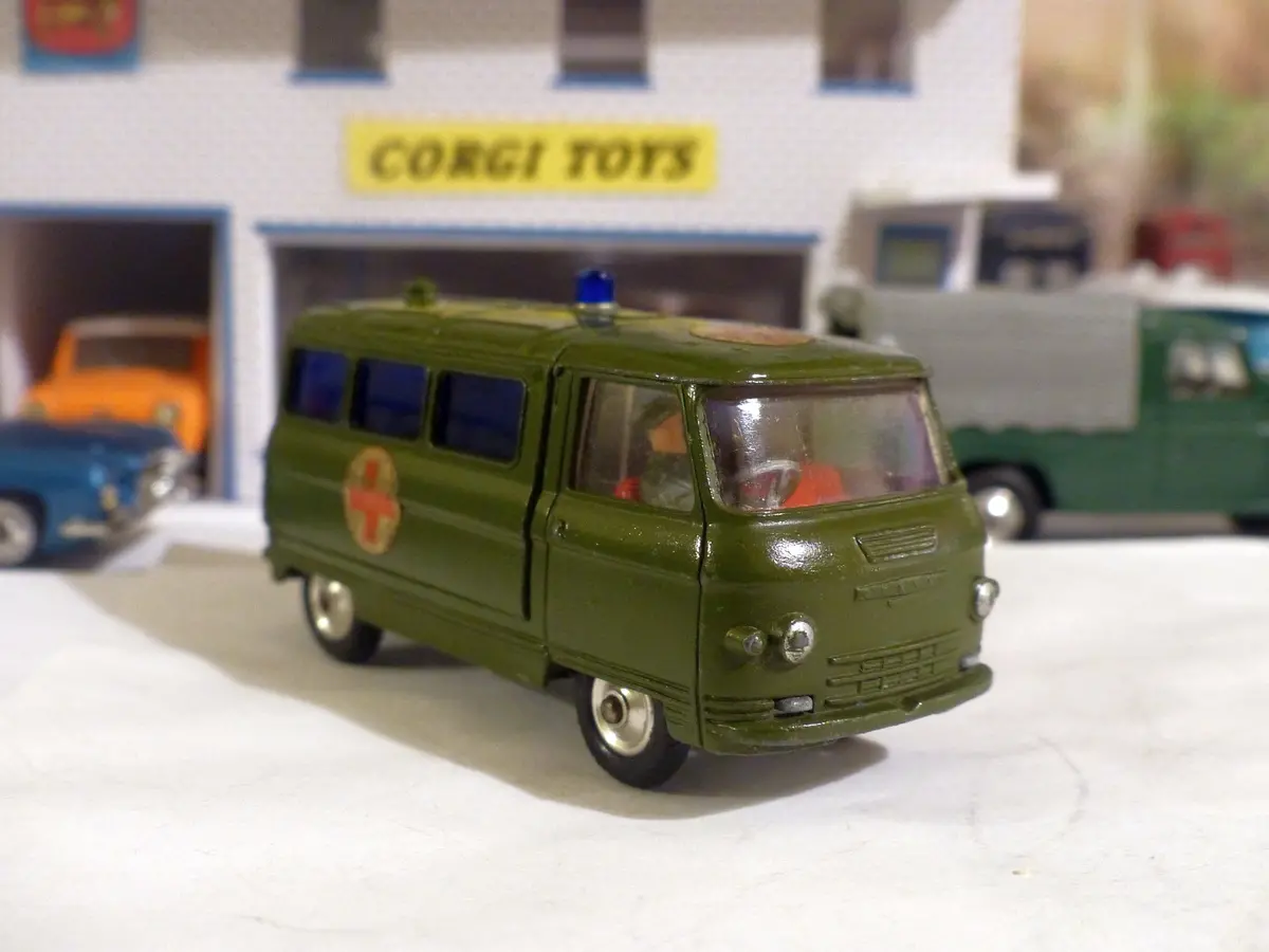 354 Commer Military Ambulance With Original Box 1