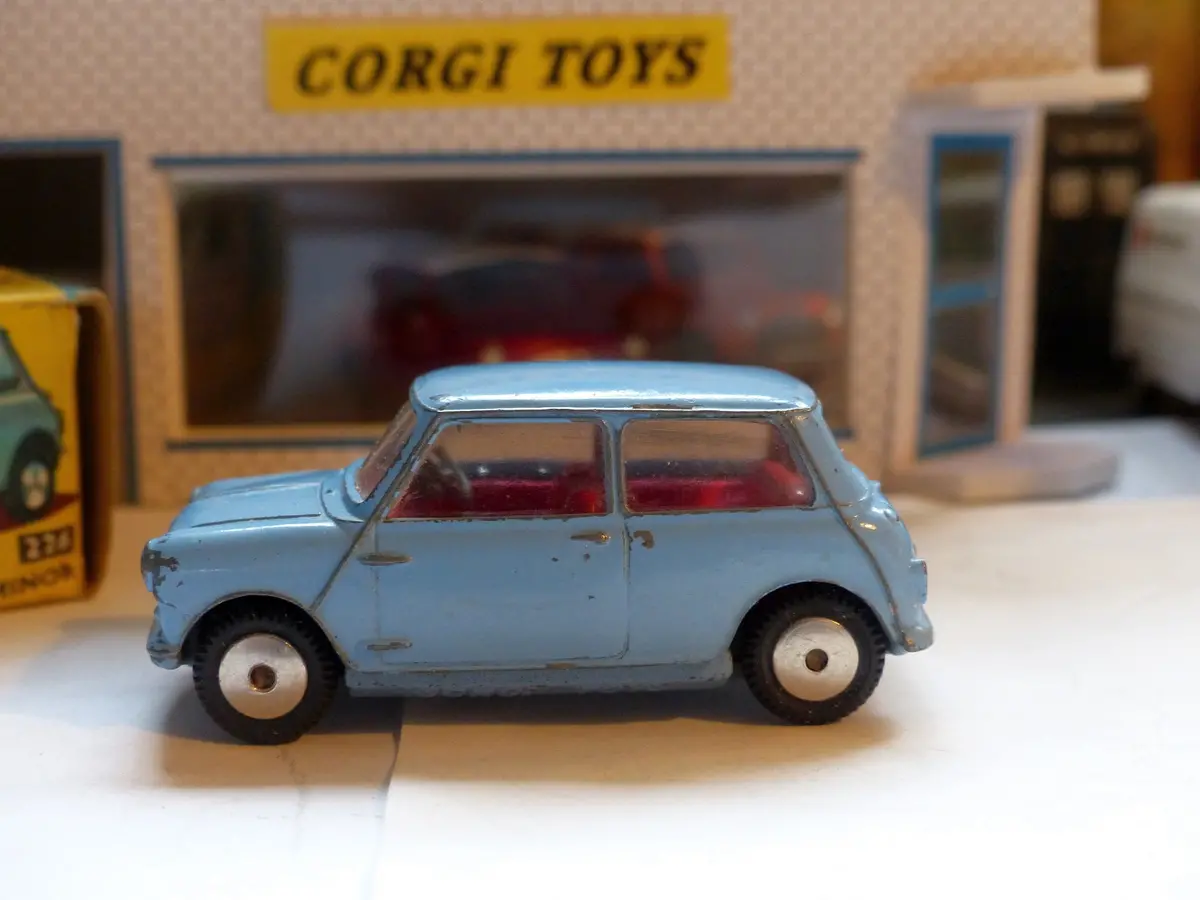 226 Morris Mini-Minor First Type With Original Box 1