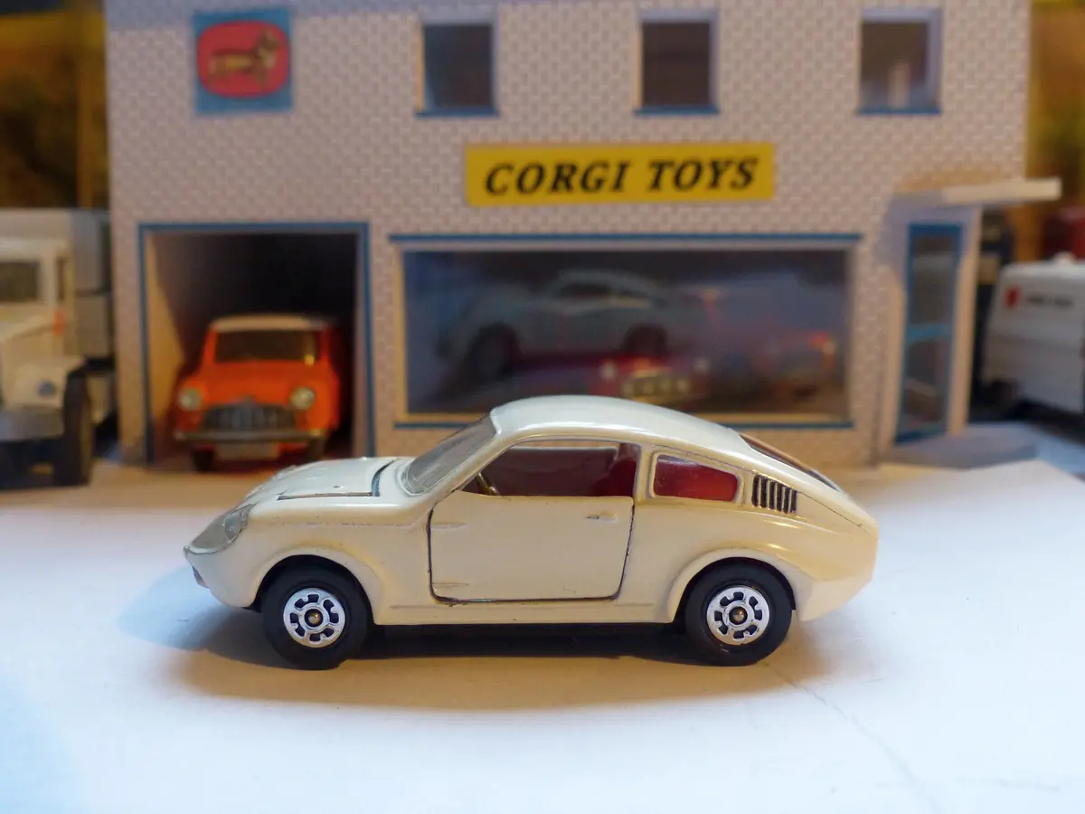 305 Mini Marcos Gt 850 *Rare In White* 1