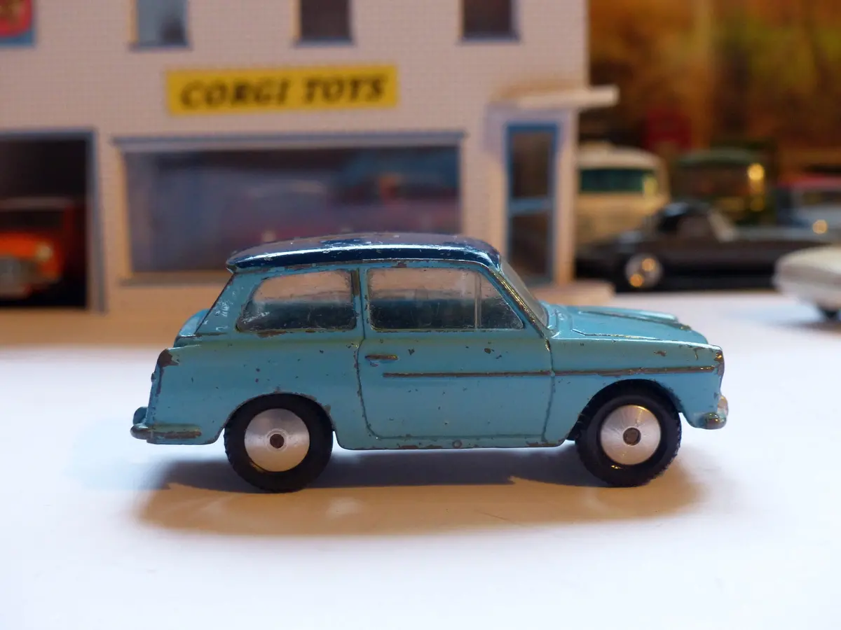 216 Austin A40 (Early Edition) 1