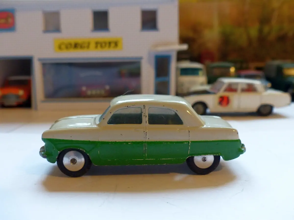 200 Ford Consul In Green And Off-White 1