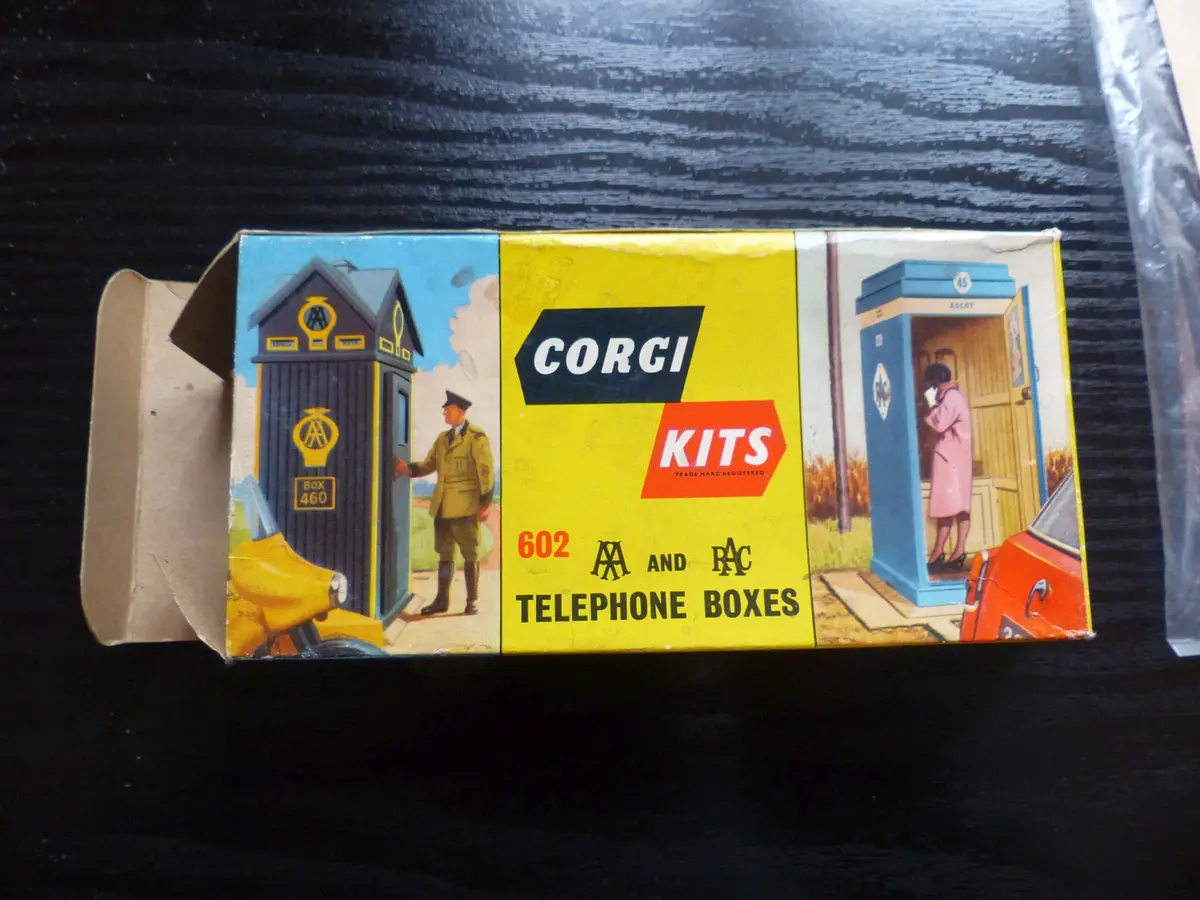 602 Corgi Kits Aa And Rac Telephone Boxes *In Original Box* 1