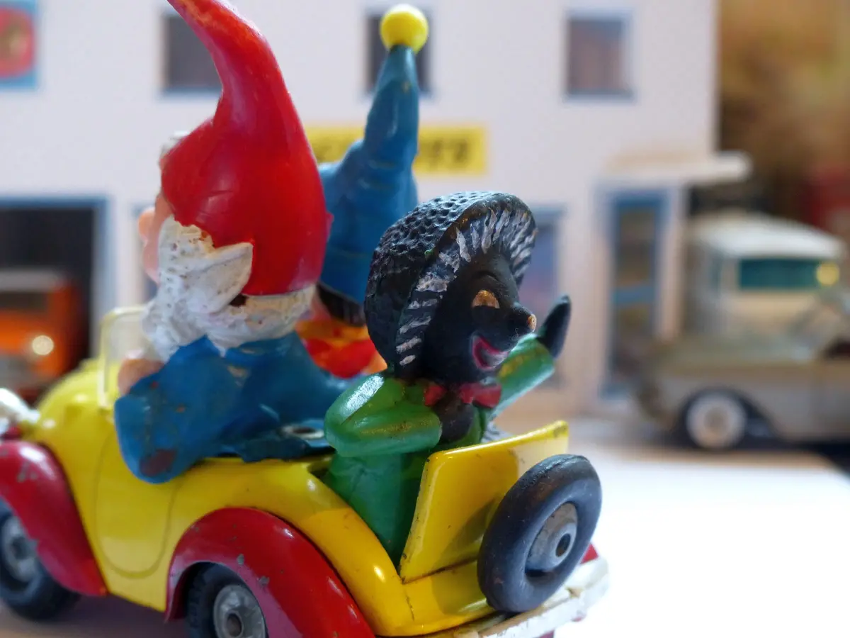 801 Noddy Car With Rare First Issue Golly And Box 1