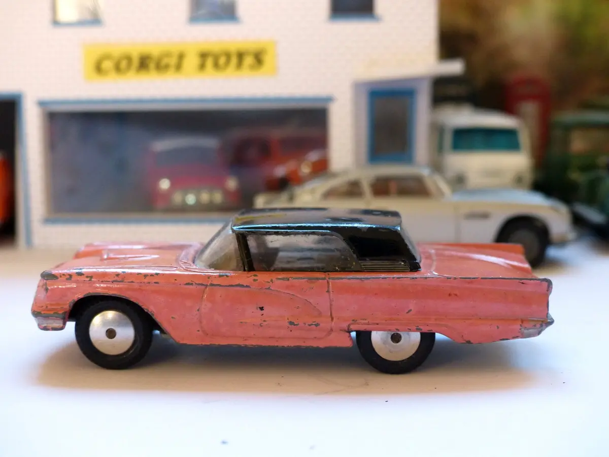 214M Ford Thunderbird Hard Top 1