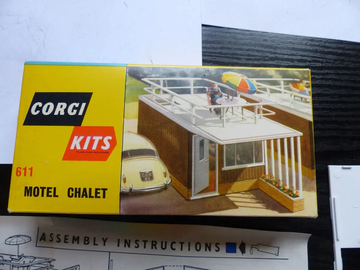 611 Corgi Kits Motel Chalet *In Original Box* 1
