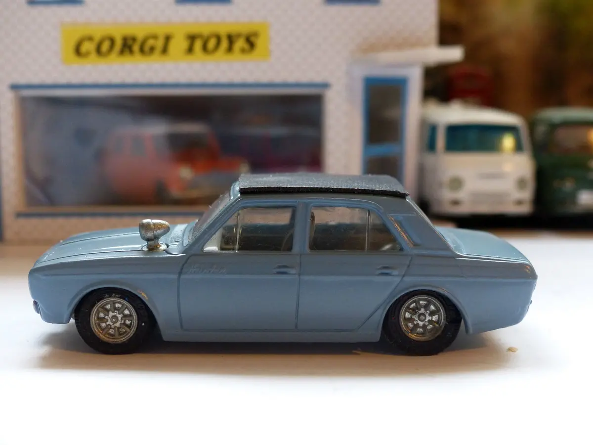 302 Hillman Hunter In Grey (Rebuilt) 1