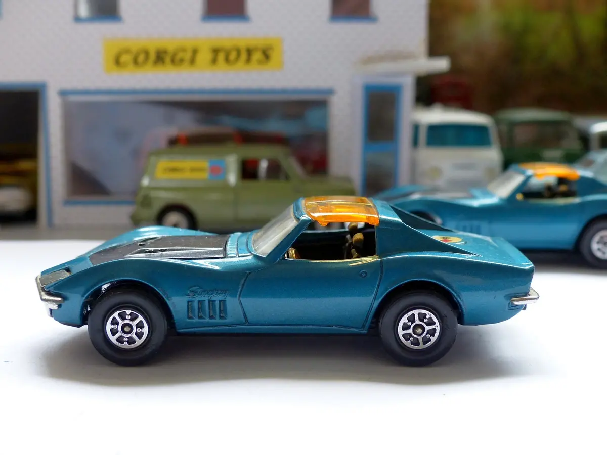 387 Chevrolet Corvette Stingray In Metallic Blue *With Jewelled Rear Lights* 1