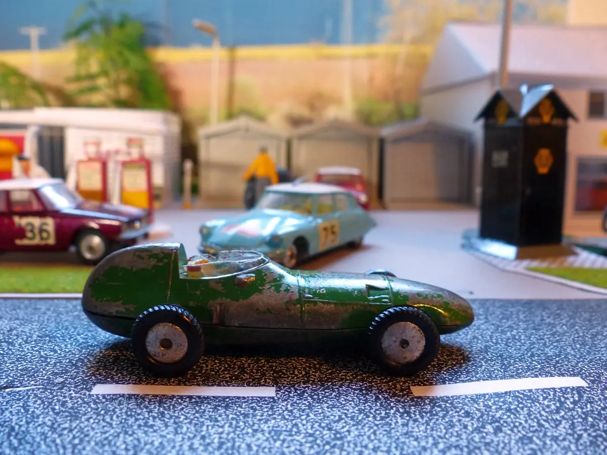 150 Vanwall F1 Racing Car 1