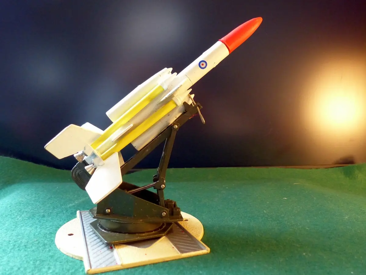 1108 Bristol Bloodhound Guide Missile On Launching Ramp In Box 1