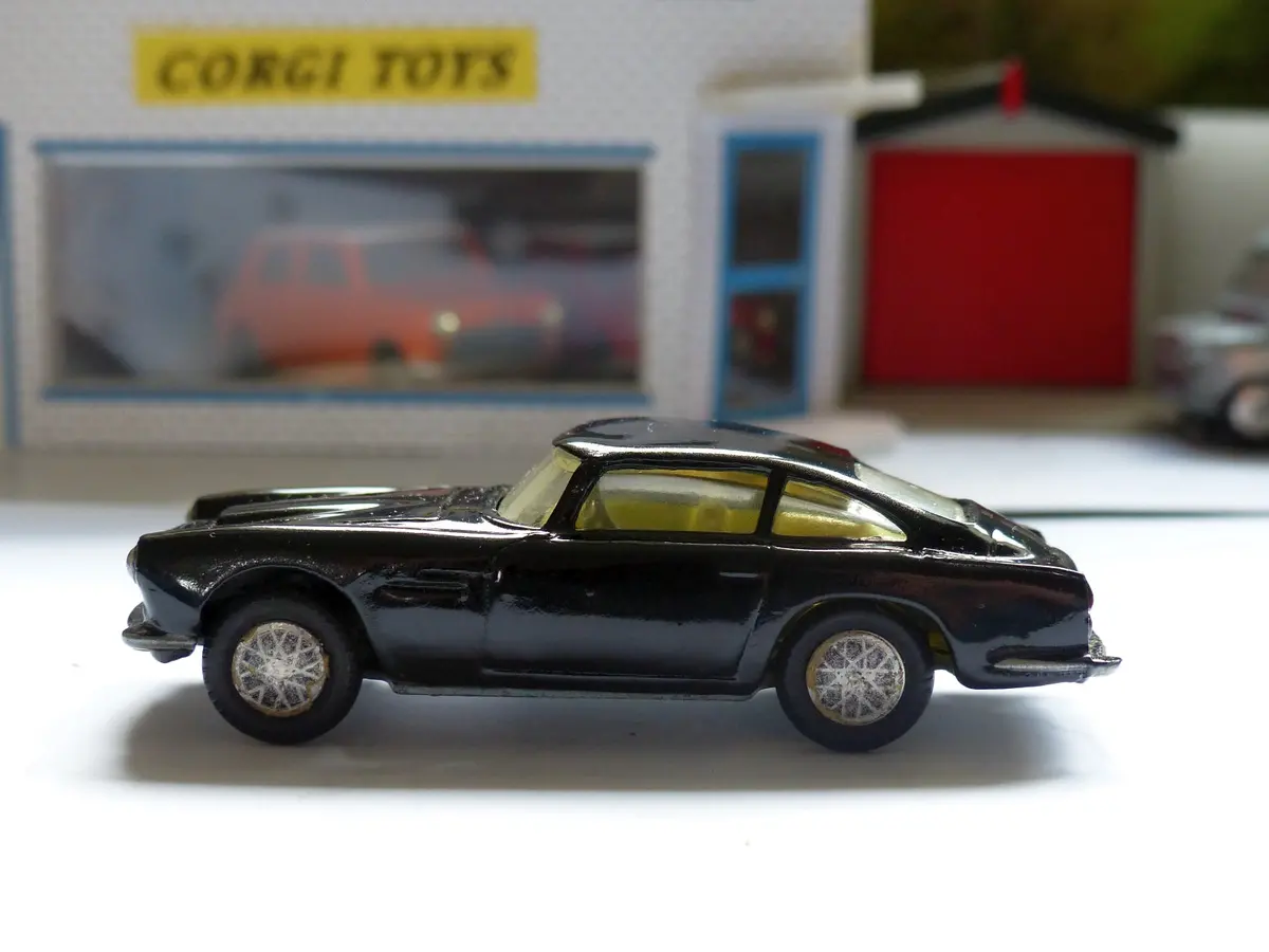 218 Aston Martin Db4 In Black 1