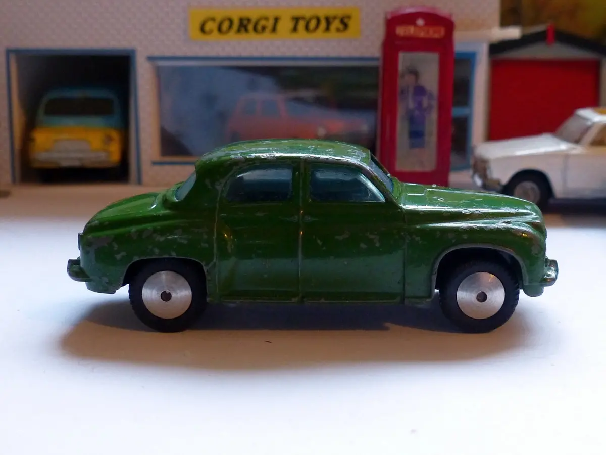 204M Rover 90 In Dark Green (2) 1