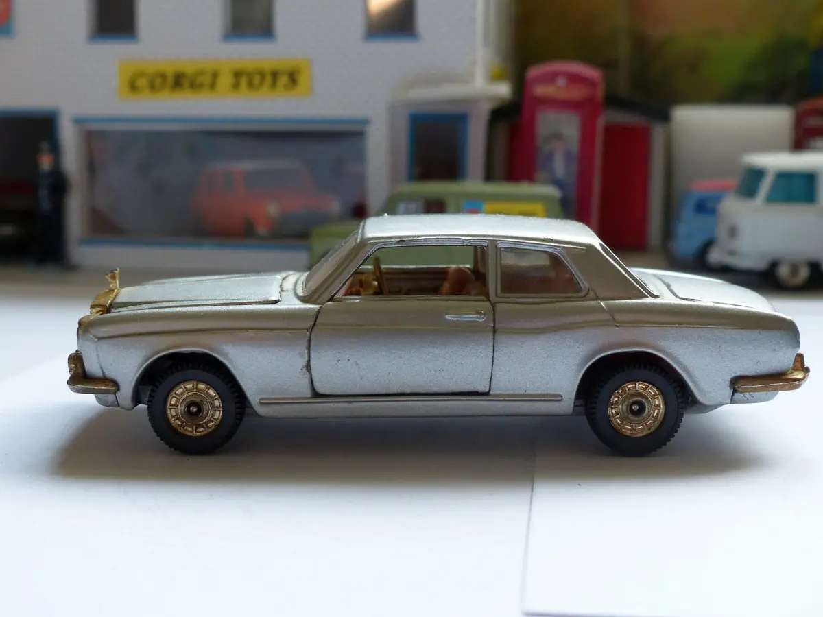 280 Rolls Royce Silver Shadow 1