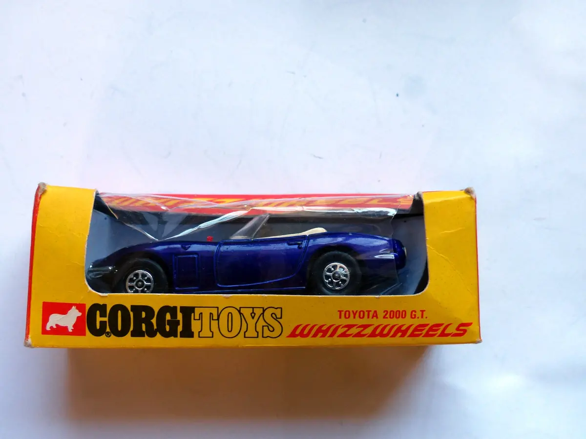 375 Toyota 2000Gt In Purple With Original Box 1