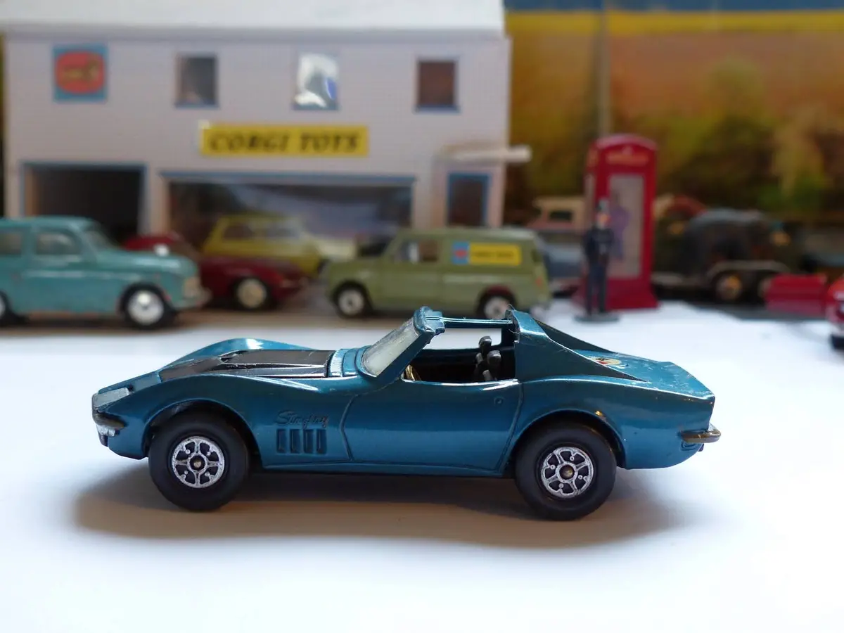 387 Chevrolet Corvette Stingray In Blue 1