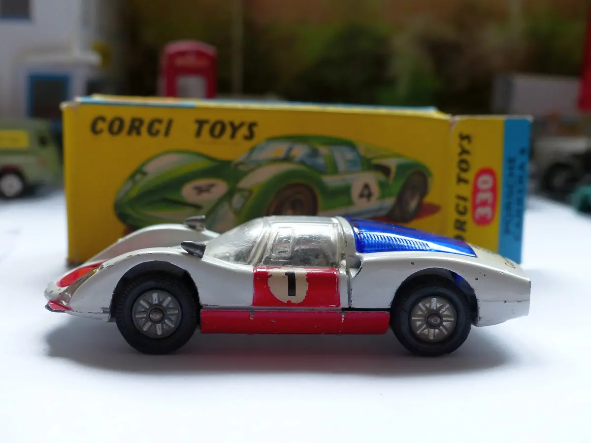 330 Porsche Carrera 6 With Rn1 And No Driver With Original Box 1