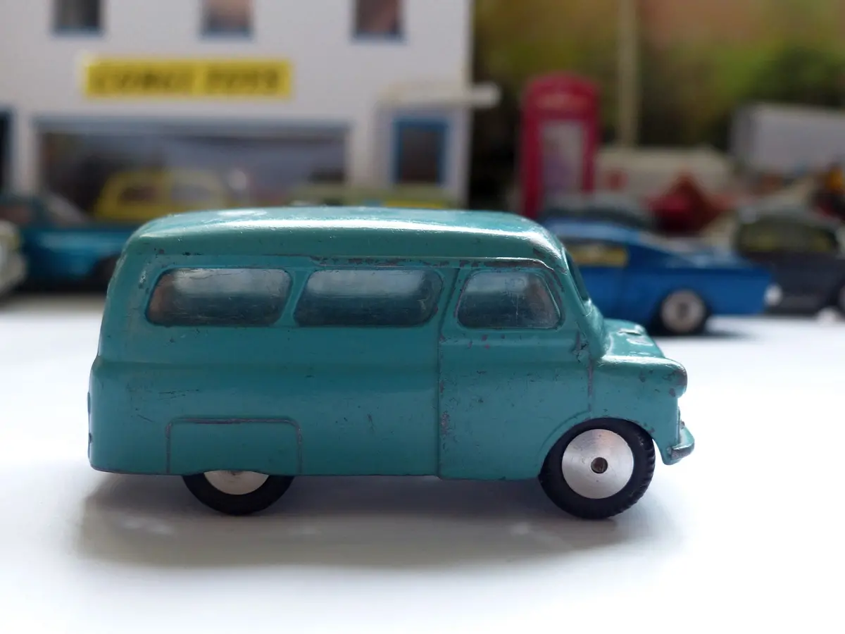 404 Bedford Dormobile Mk I Scarce Edition 1