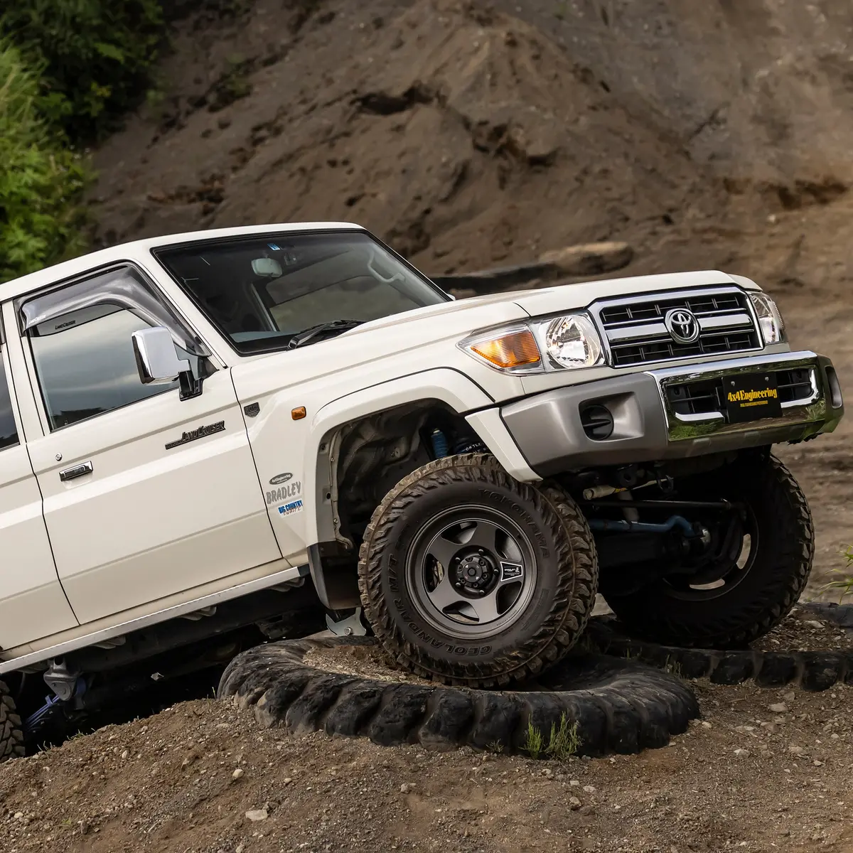 Bradley Forged Takumi 17" Wheel Package For Toyota Land Cruiser 79 (1999+) - Pick-Up - Wide Body 10
