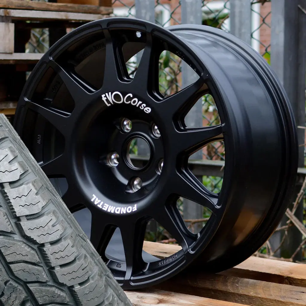 Evo Corse Dakarzero 18" Wheel & Tyre Package For Volkswagen Transporter T6 (2015+) 1