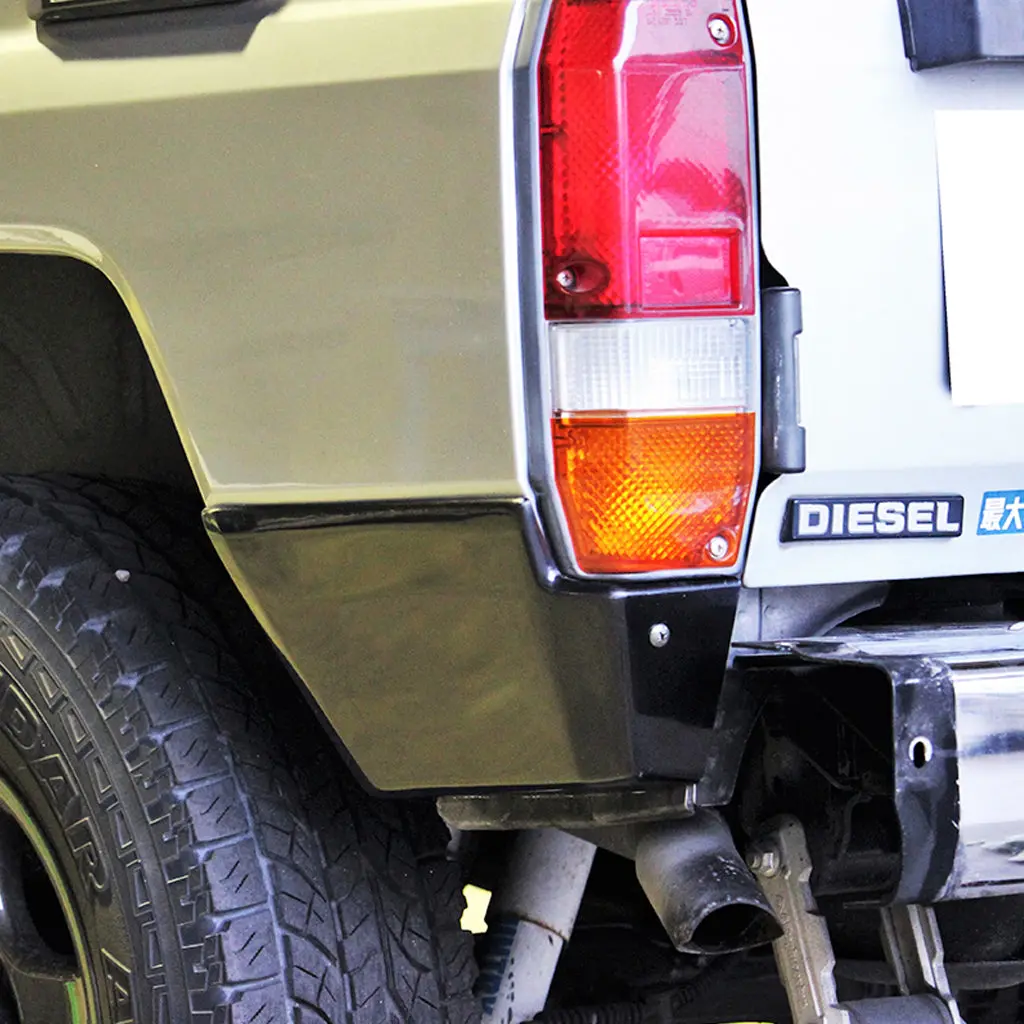 Rear Side Garnish For Toyota Land Cruiser 70 Series (1984+) - Short 2