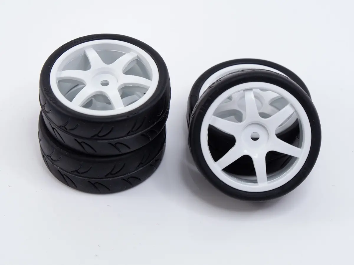 Usgt (Non-Belted) Pre-Glued Tires On 6 Spoke Wheel, White (4) 1