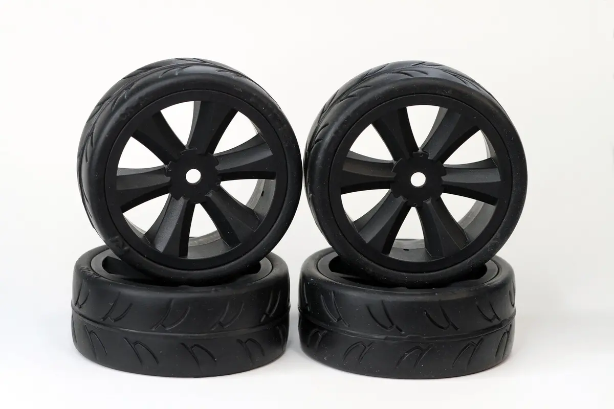 Usgt (Non-Belted) Pre-Glued Tires On Black Edge Wheels (4) 1