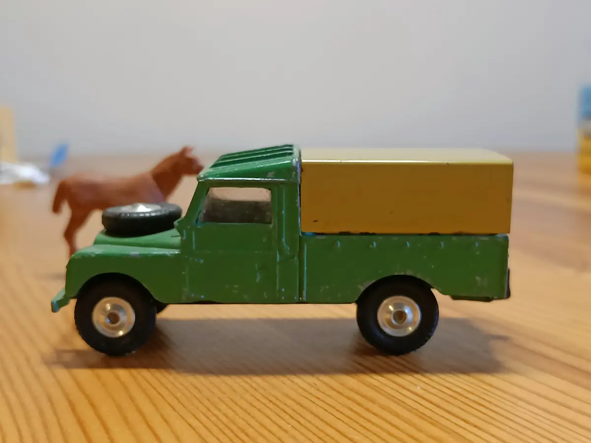 406 Land Rover From Gift Set 2 (3) 1