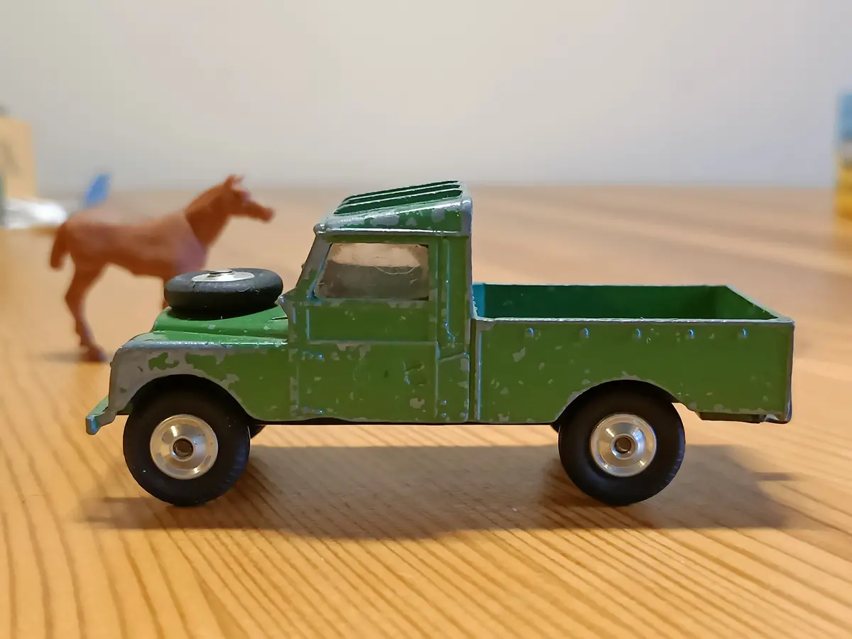 406 Land Rover From Gift Set 2 (5) 1
