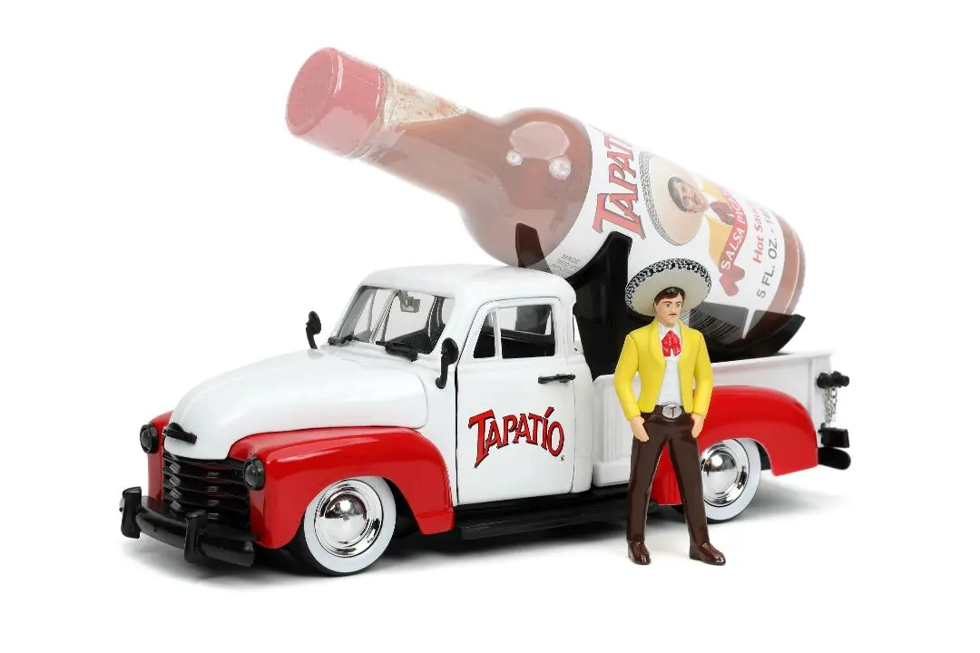 Jada 1/24 "Hollywood Rides" 1953 Chevy Pickup W/Charro Man 1
