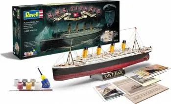 1/400 Rms Titanic Ocean Liner 100Th Anniversary (Includes Postcar By Revell Germany 1