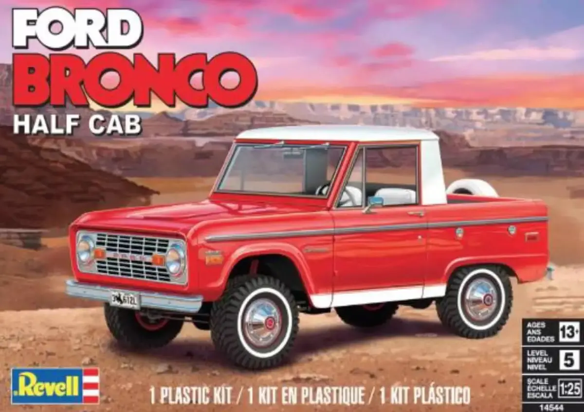 Revell 1/25 Scale Ford Bronco Half Cab 1