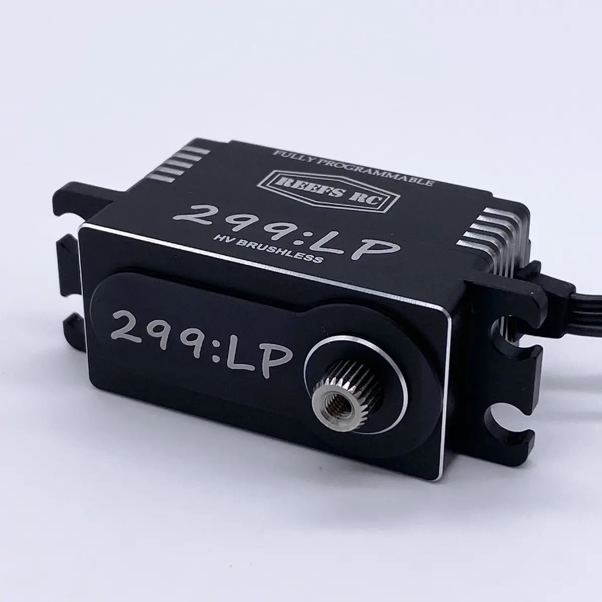 299Lp High Torque Digital Brushless 7.4V Servo 1