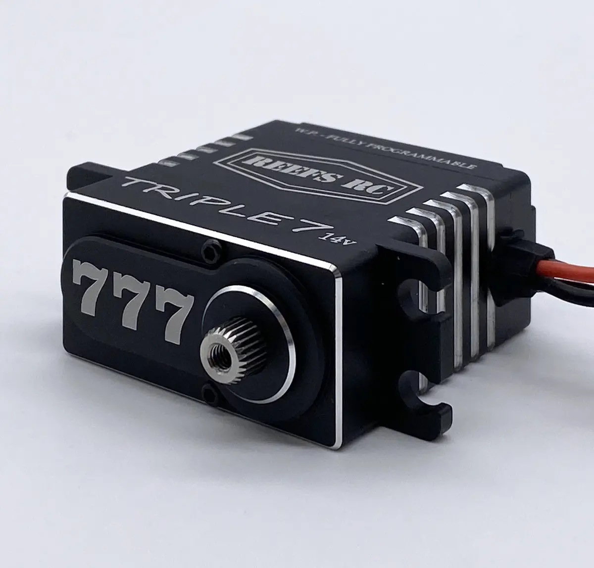 Triple 7 Programmable Servo, .10Sec / 666Oz, 25T 1