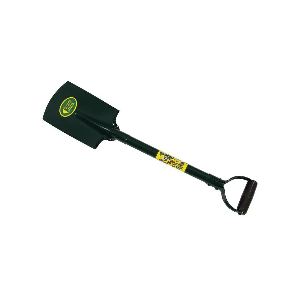 Spade/Shovel With Axe Edge 1