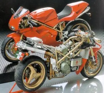 Tamiya 1/12 Ducati 916 1