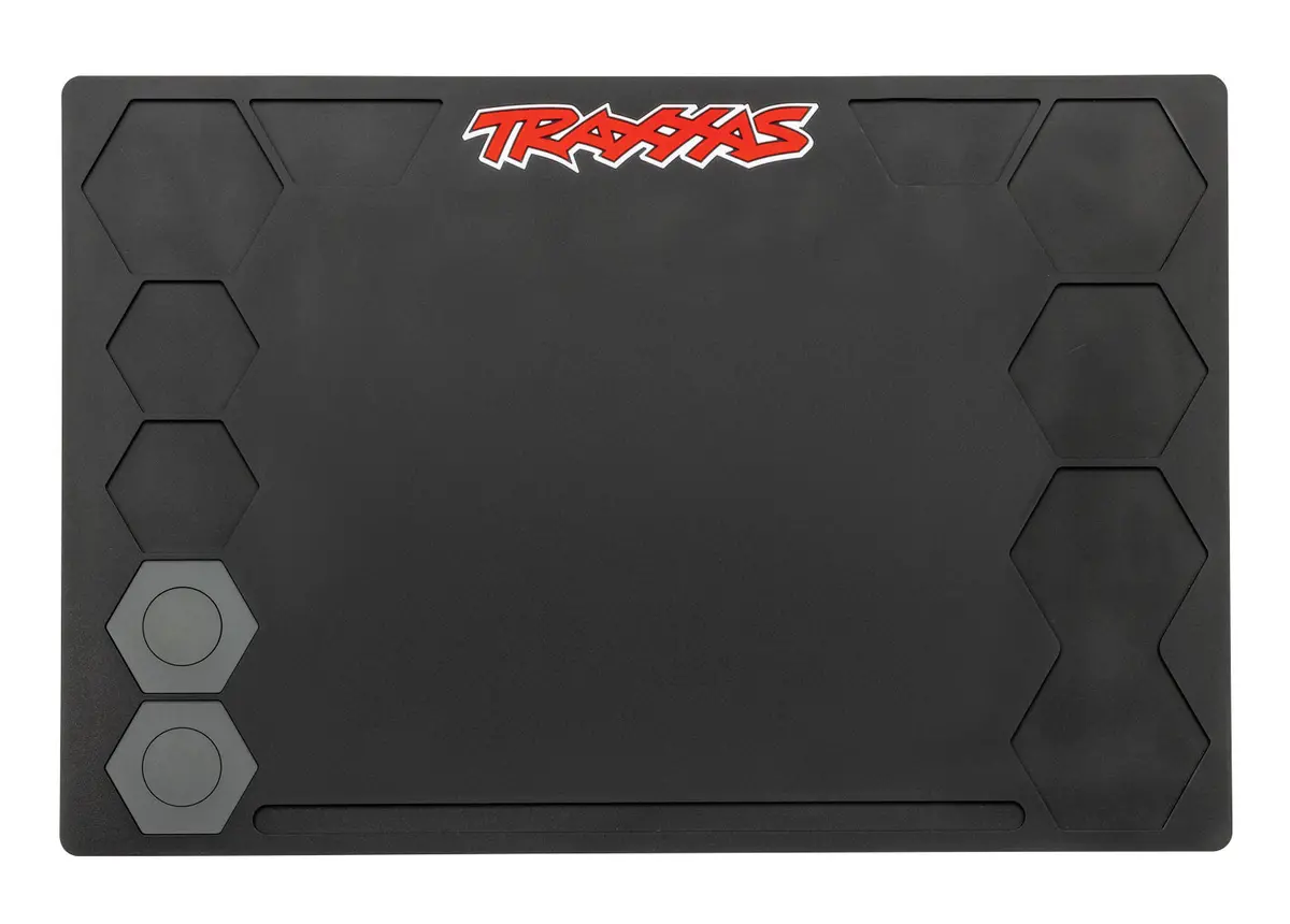Rubber Pit Mat, Medium (16X24in) 1