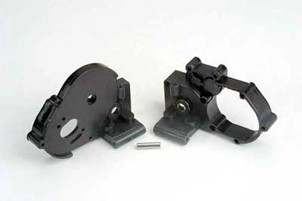 Gearbox Halves & Idler Gear Shaft, Black 1