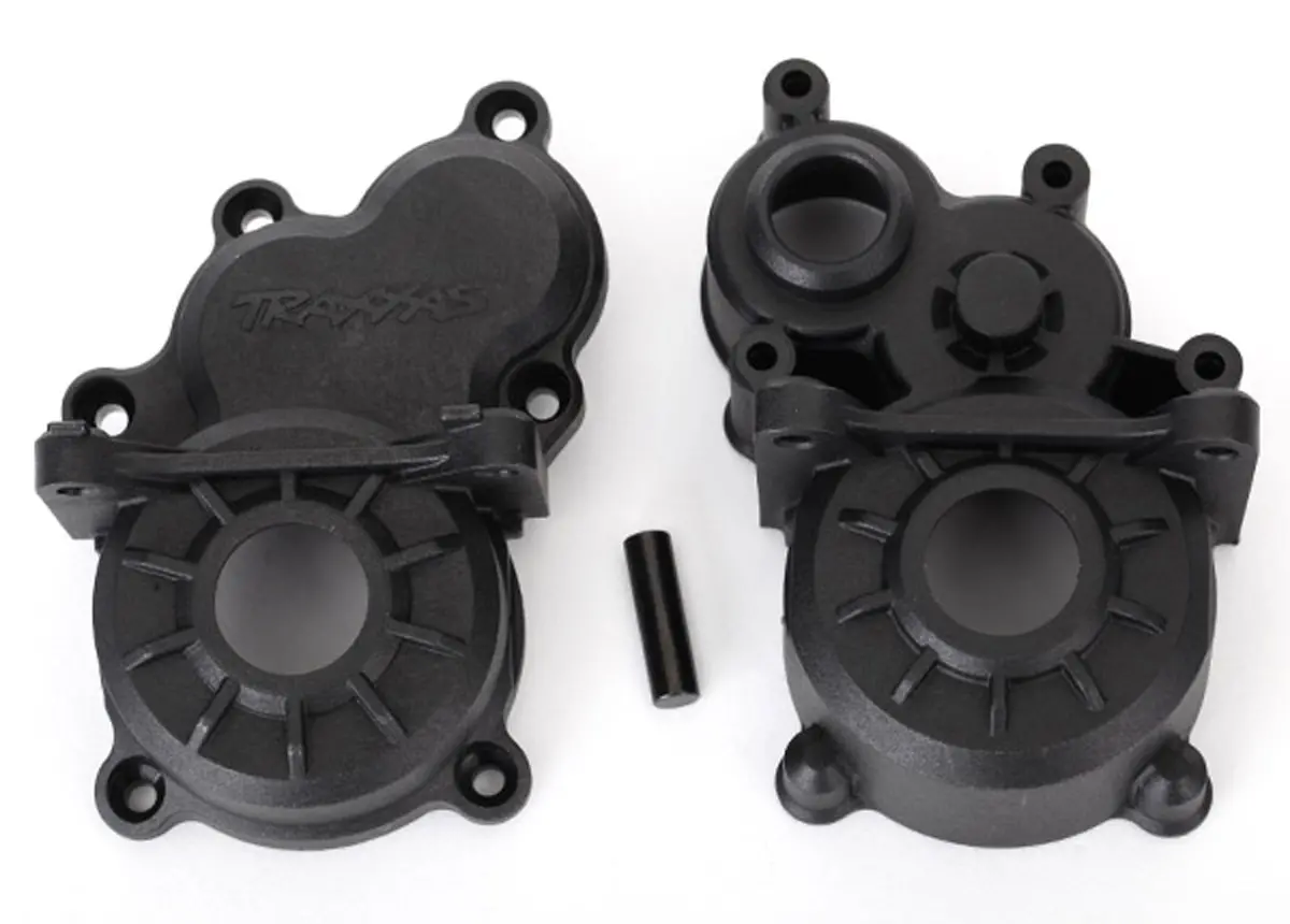 Gearbox Halves & Idler Gear Shaft 1