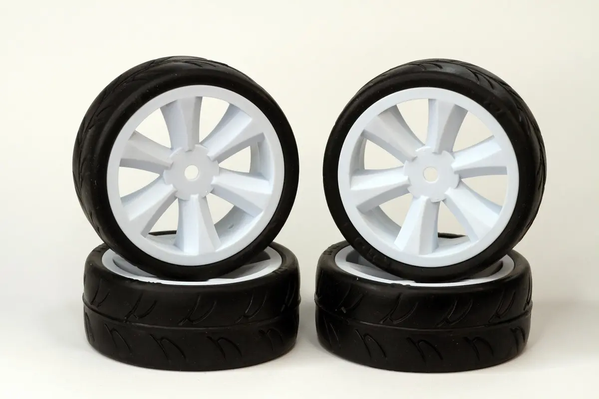 Usgt (Non-Belted) Pre-Glued Tires On White Edge Wheels (4) 1