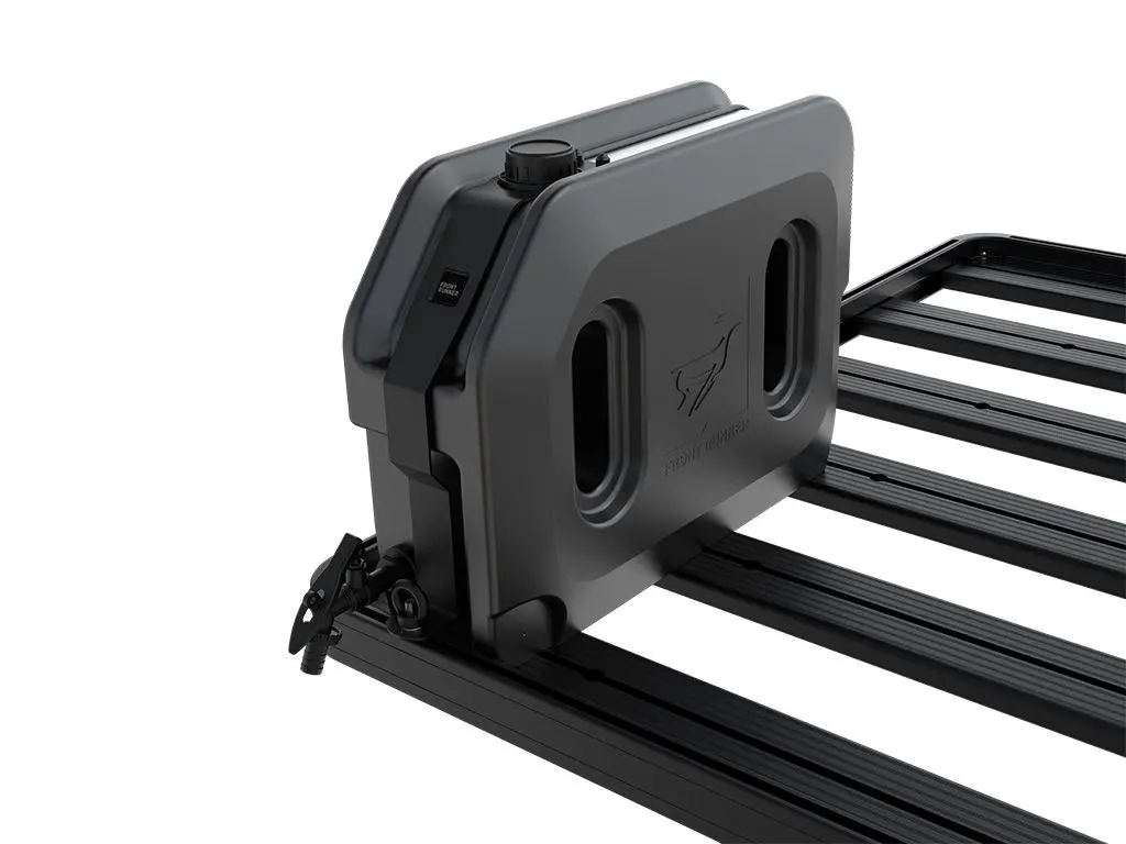 Front Runner Pro Water Tank With Mounting System - 20L 1