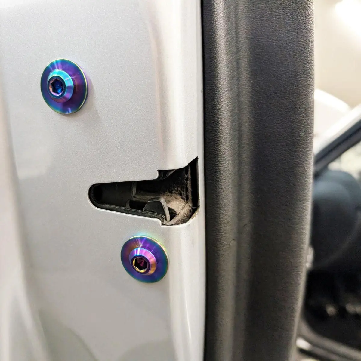 Zspec Door-Jams Hardware Kit For The Audi Tt 1St-Gen 8N, Titanium 3