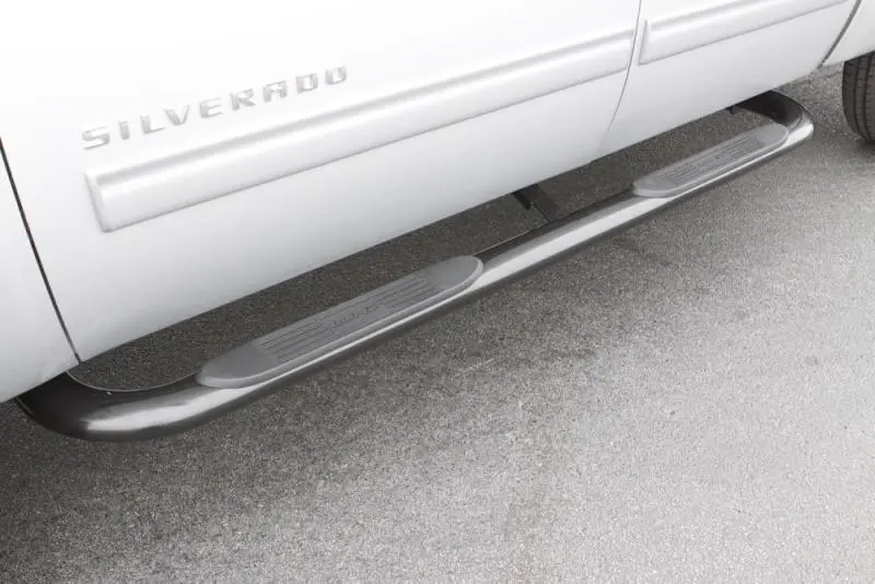 Lund 2019 Chevy Silverado 1500 Double Cab 4In Oval Curved Ss Nerf Bars - Polished Stainless 1