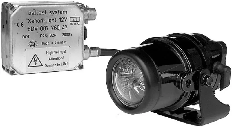 Hella Micro De Xenon Headlamp Kit – D2S, 12V, Black Housing 1