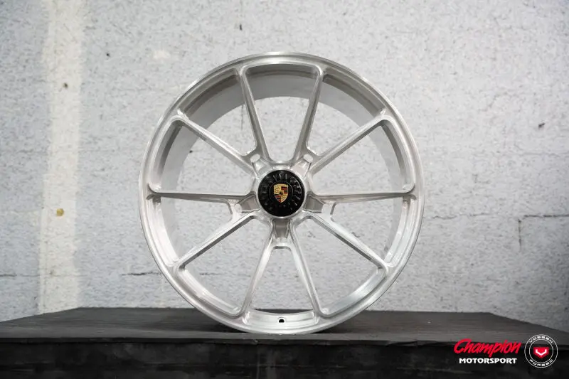Vossen X Champion Rs92 21X13 / Et31 / Brushed Gloss Clear Wheel / Centerlock / 911 Gt3Rs 992- Rear 1